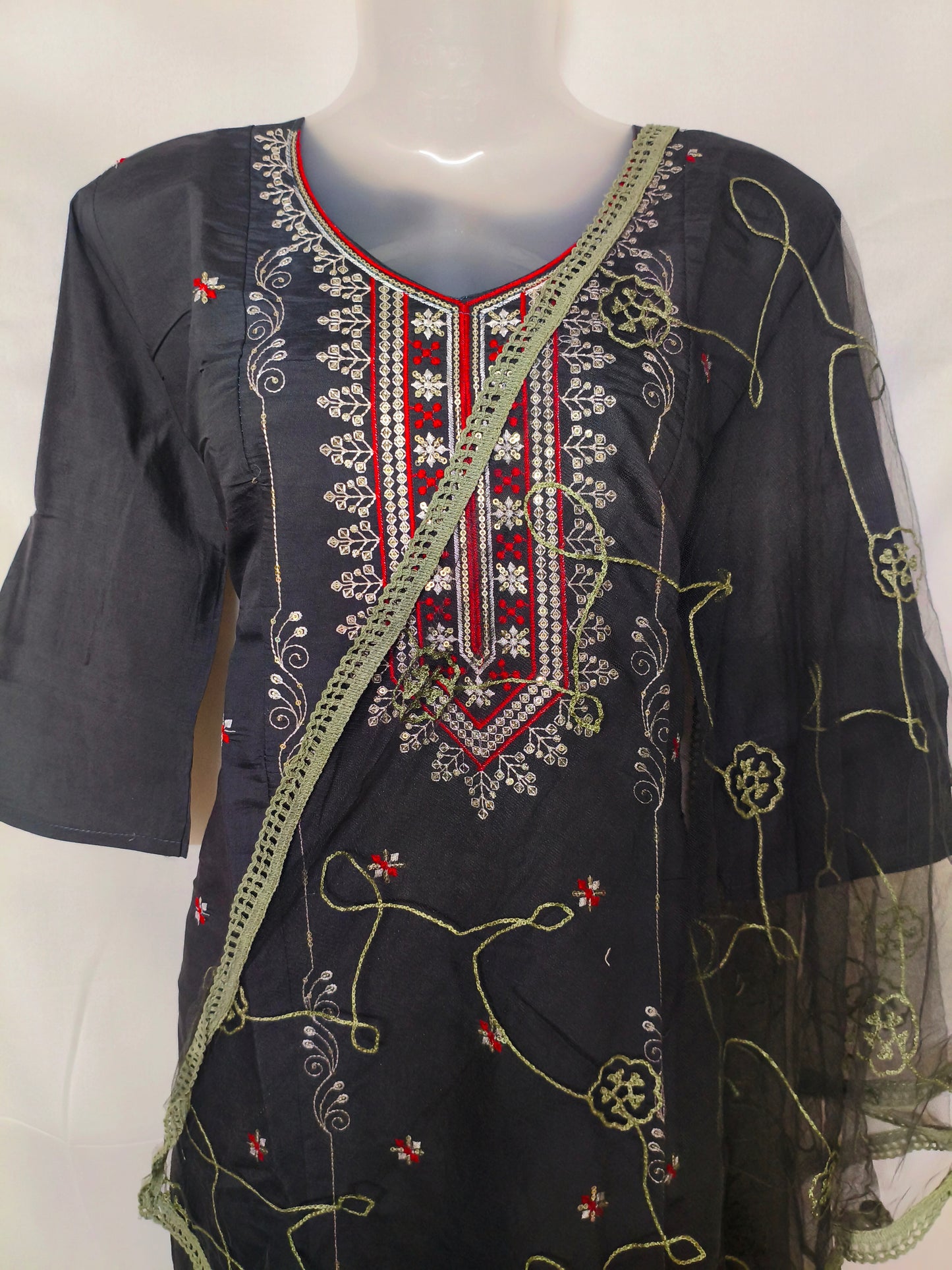 Gray 3-Piece Embroidered Kurta Set with Pant & Dupatta